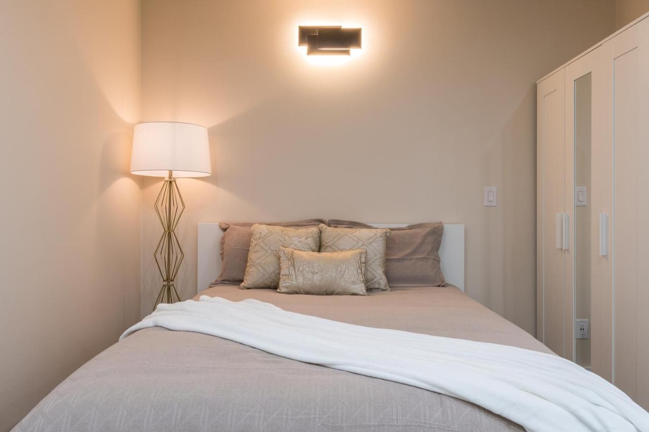 Beautiful Place With A Great Location, Free Parking, Wifi & Large Tv. Federal Way Extérieur photo